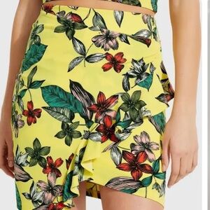 Guess Mairin Ruffle Skirt Jungle Yellow Size Medium
